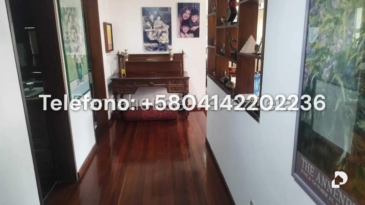 Apartamento en Lomas de Las Mercedes, Caracas