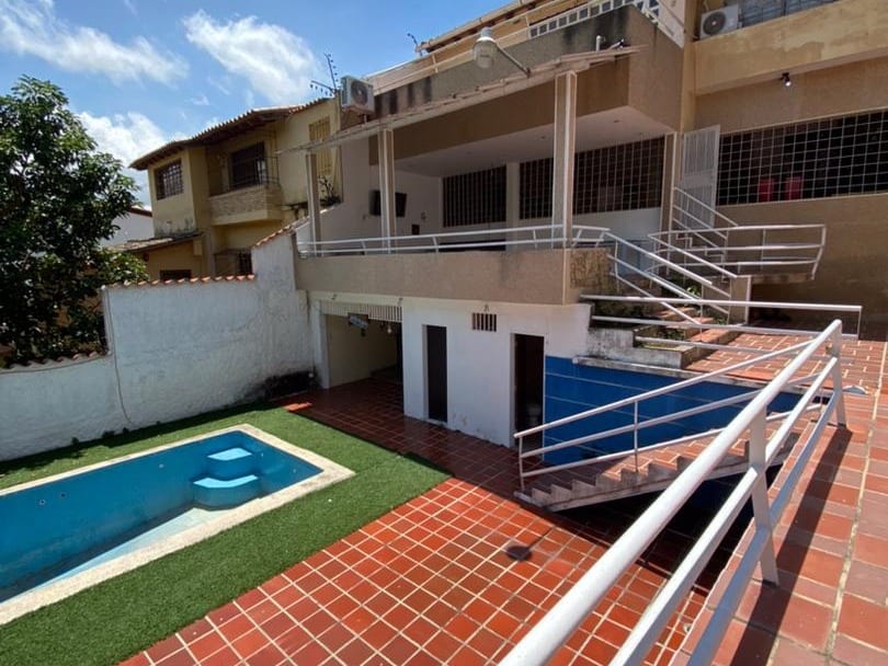 Casa en Urbanizacion el Pedregal, Barquisimeto - 1