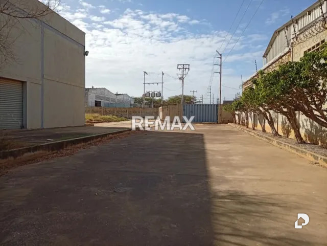 Local comercial en Av. 16, Maracaibo – 3