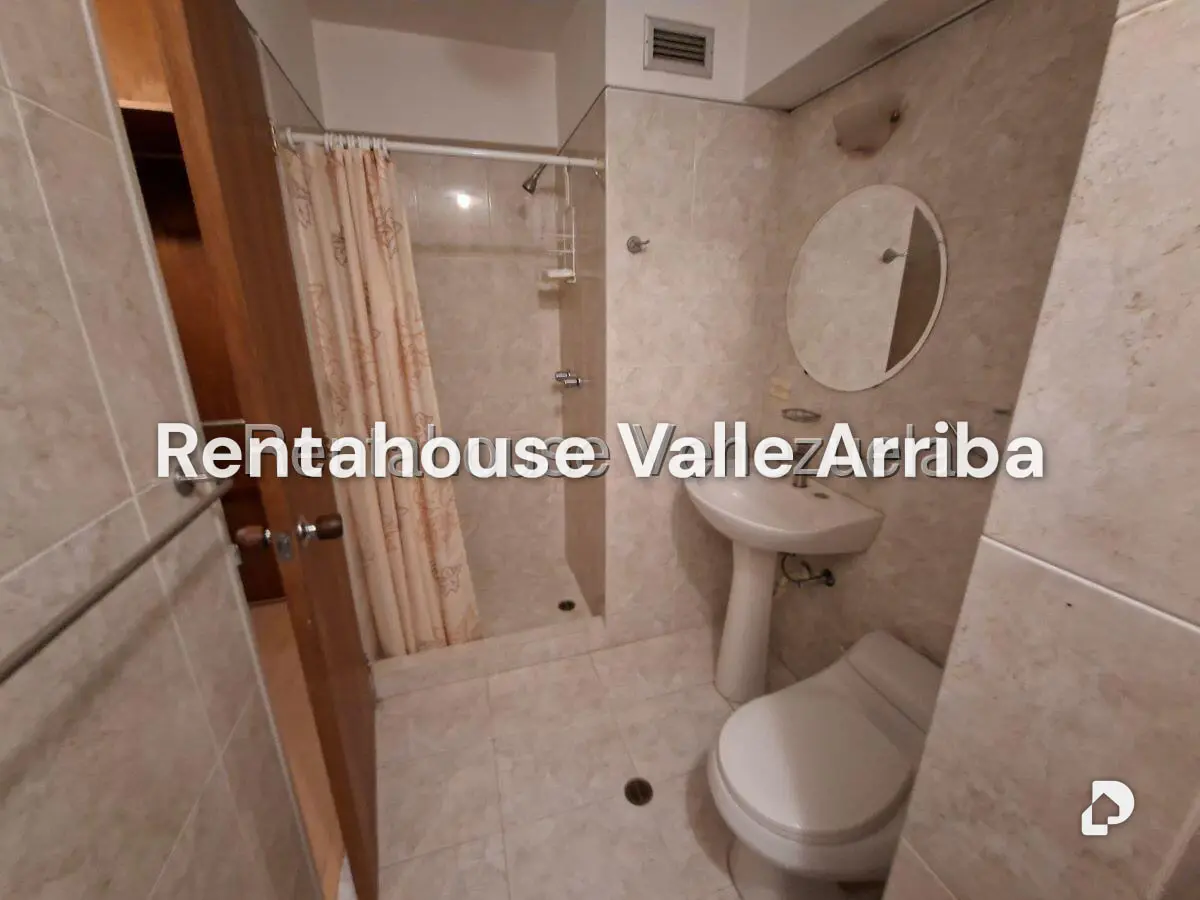 Apartamento en El Rosal, Caracas – 17