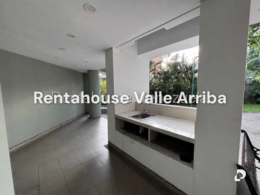 Apartamento en Montecristo, Caracas – 28