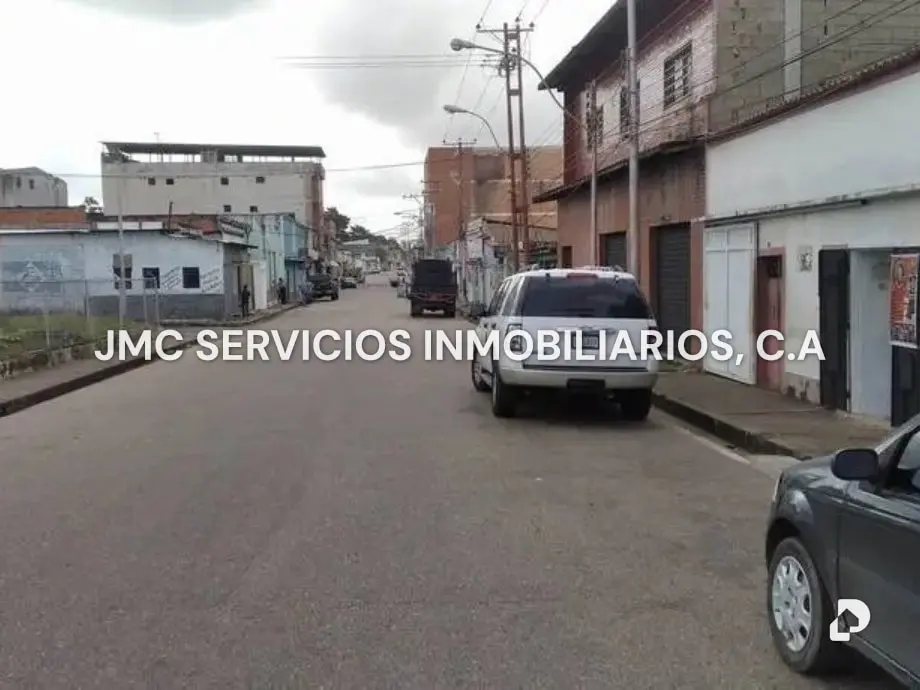 Building in Maturín – 10