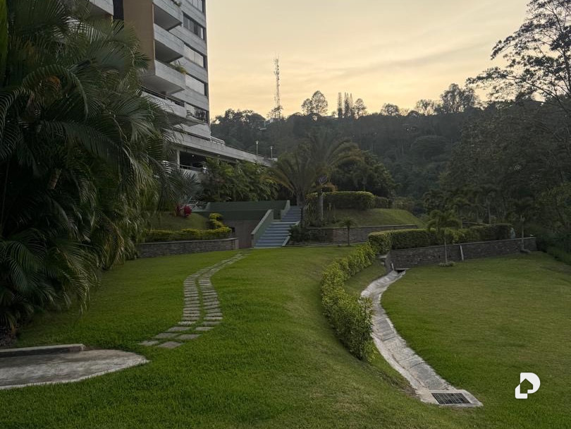 Apartamento en La Lagunita, Caracas – 3