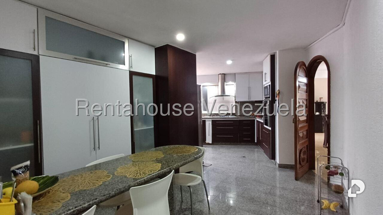 Casa en Prados del Este, Caracas – 10
