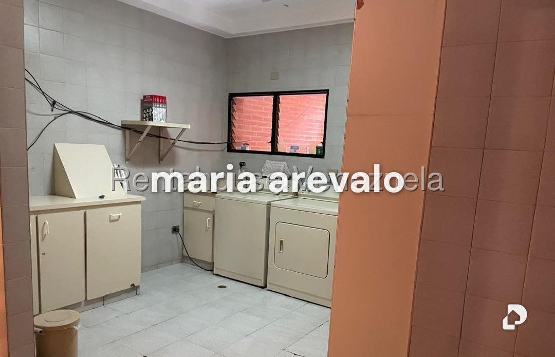 Casa en Alto Hatillo, Caracas – 25