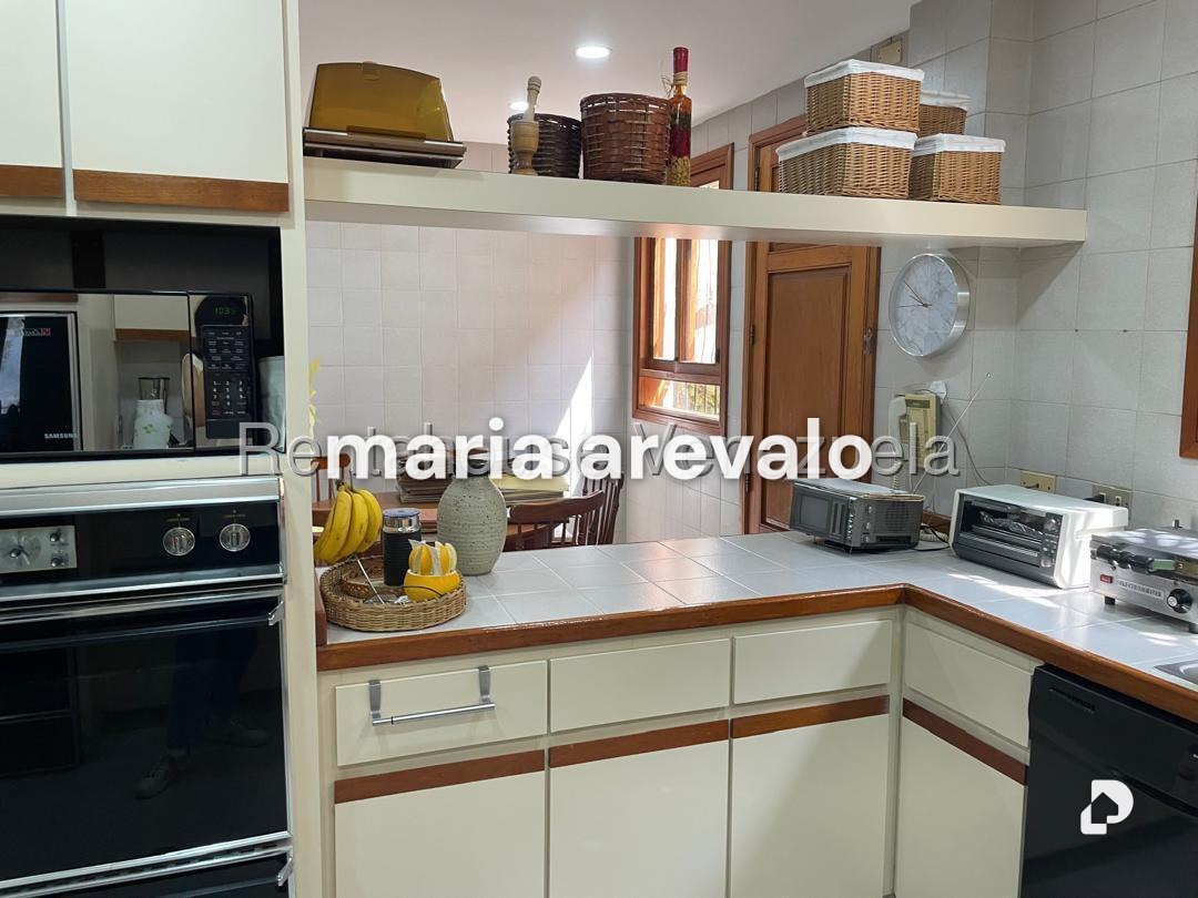 Casa en Alto Hatillo, Caracas – 12