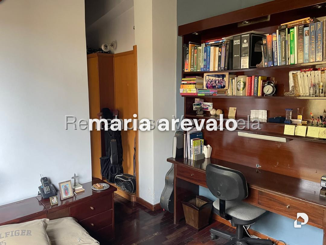 Casa en Alto Hatillo, Caracas – 19