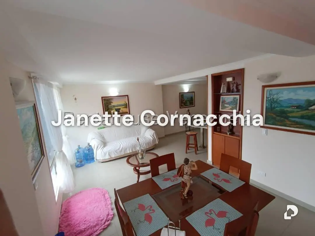 Apartamento en Miravila, Caracas – 11