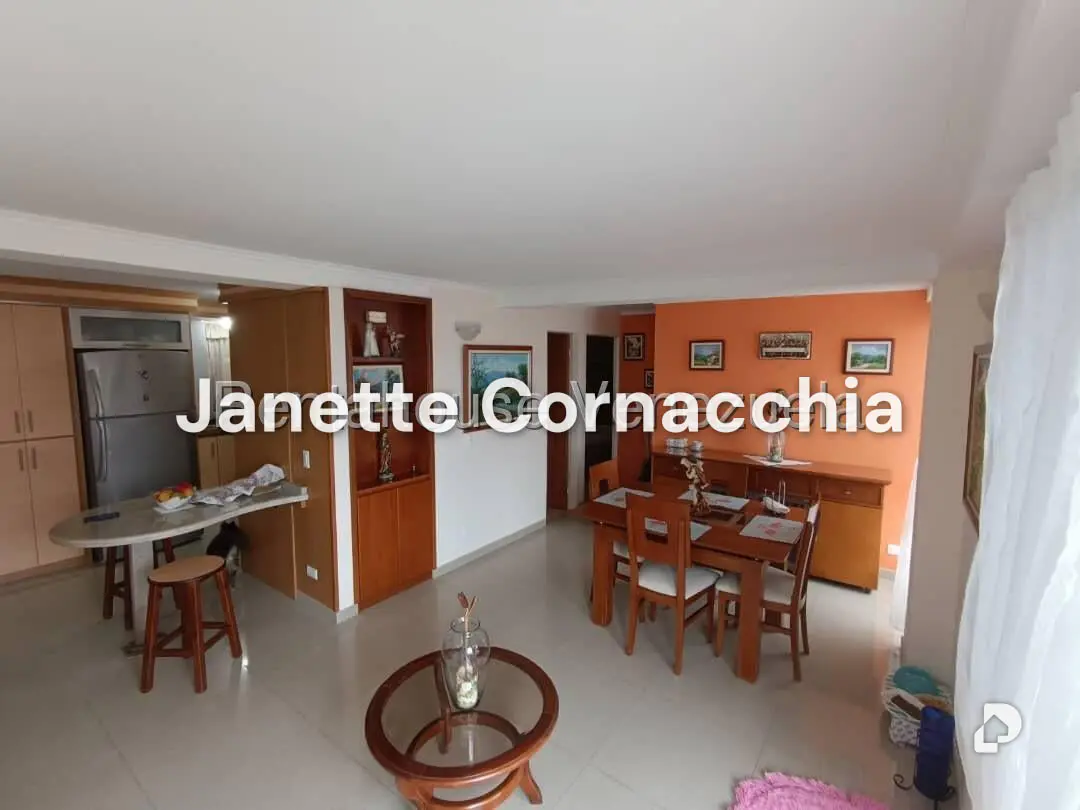 Apartamento en Miravila, Caracas – 12