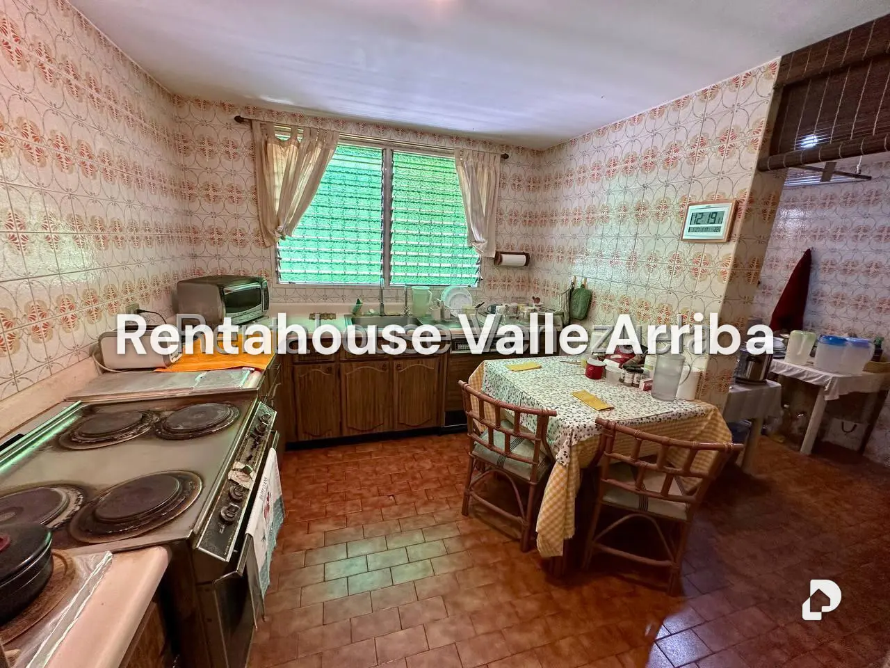 House in La Boyera, Caracas – 28