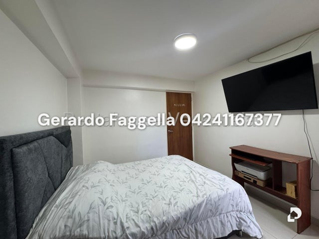 Apartamento en Santa Inés, Caracas – 12