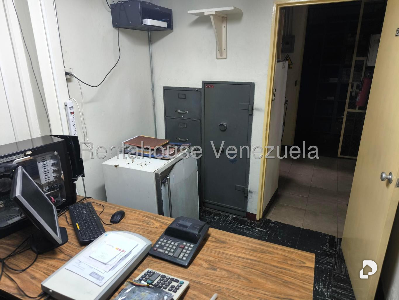 Local comercial en Chapellín, Caracas – 18