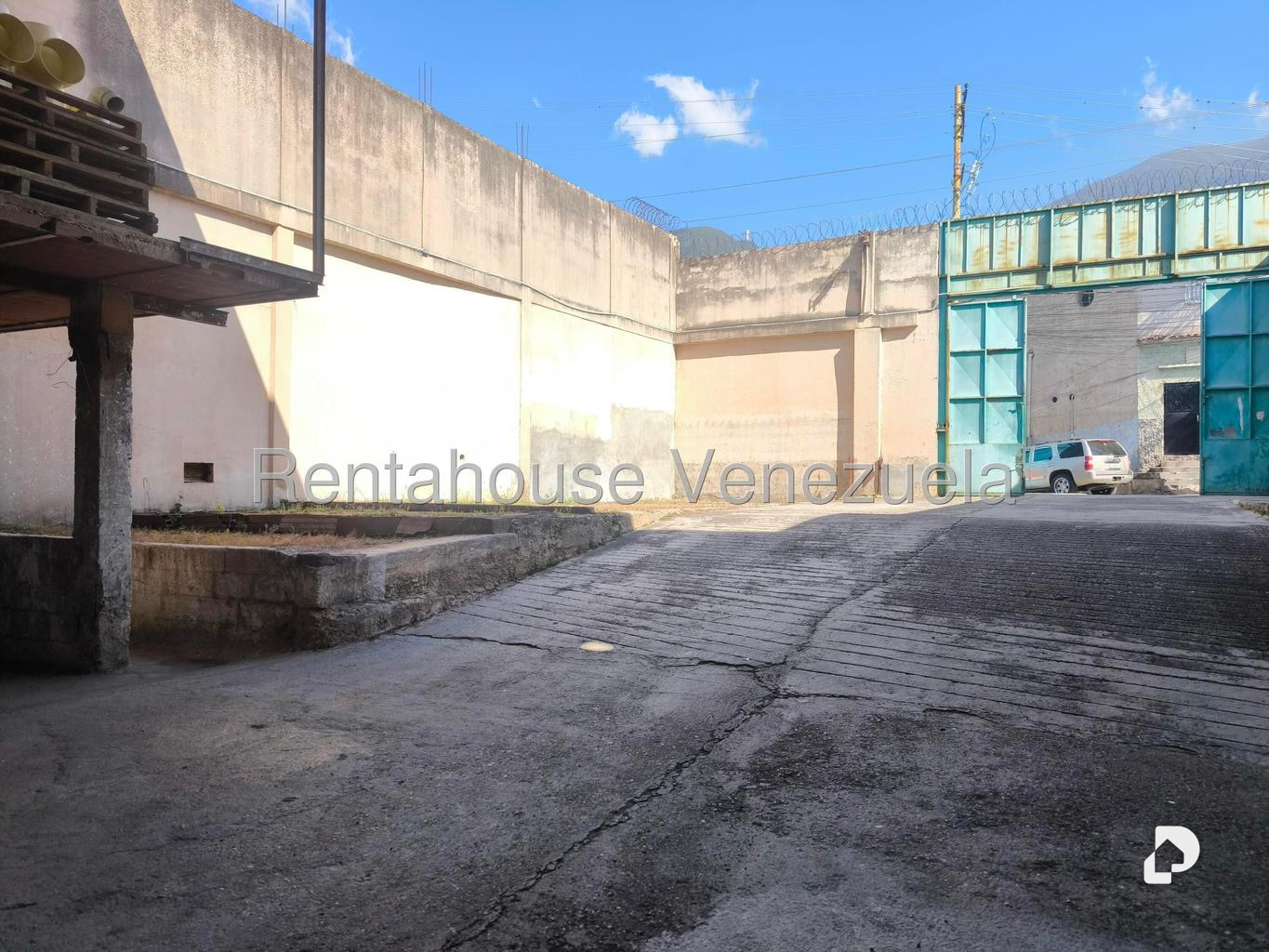 Local comercial en Chapellín, Caracas – 3