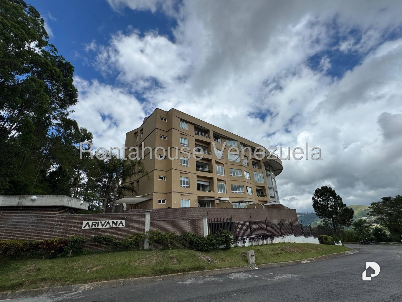 Penthouse en La Lagunita Country Club, Caracas