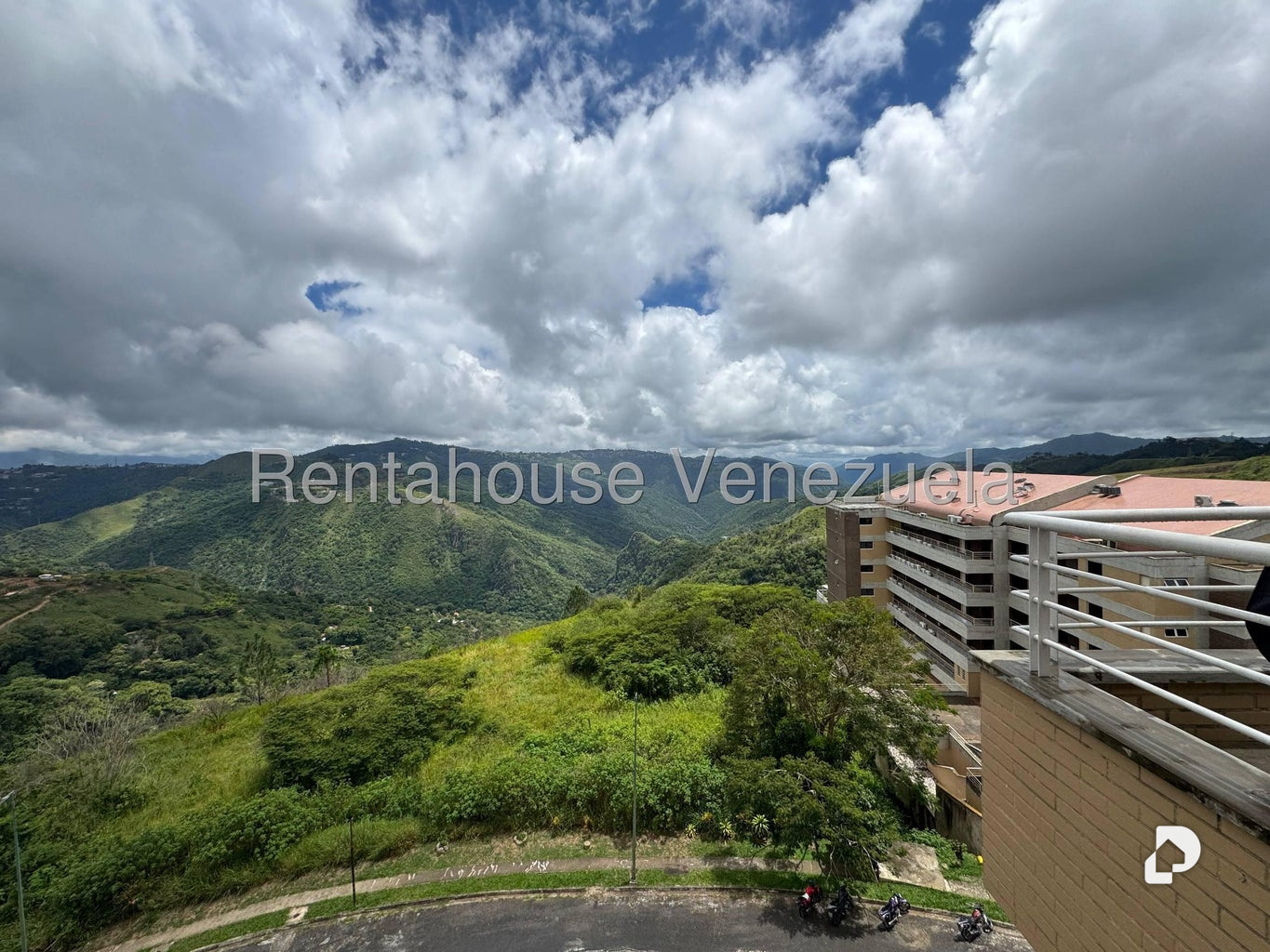 Penthouse en La Lagunita Country Club, Caracas
