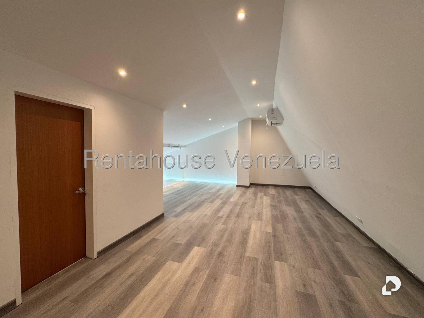 Penthouse en La Lagunita Country Club, Caracas