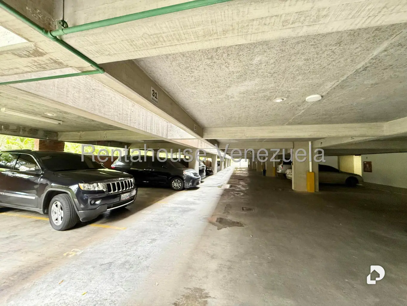 Apartamento en Lomas de La Lagunita, Caracas – 29