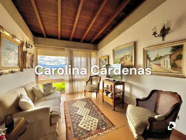 Casa en Cumbres de Curumo, Caracas – 8