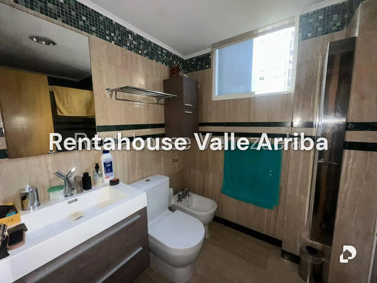 Apartamento en Los Palos Grandes, Caracas – 16
