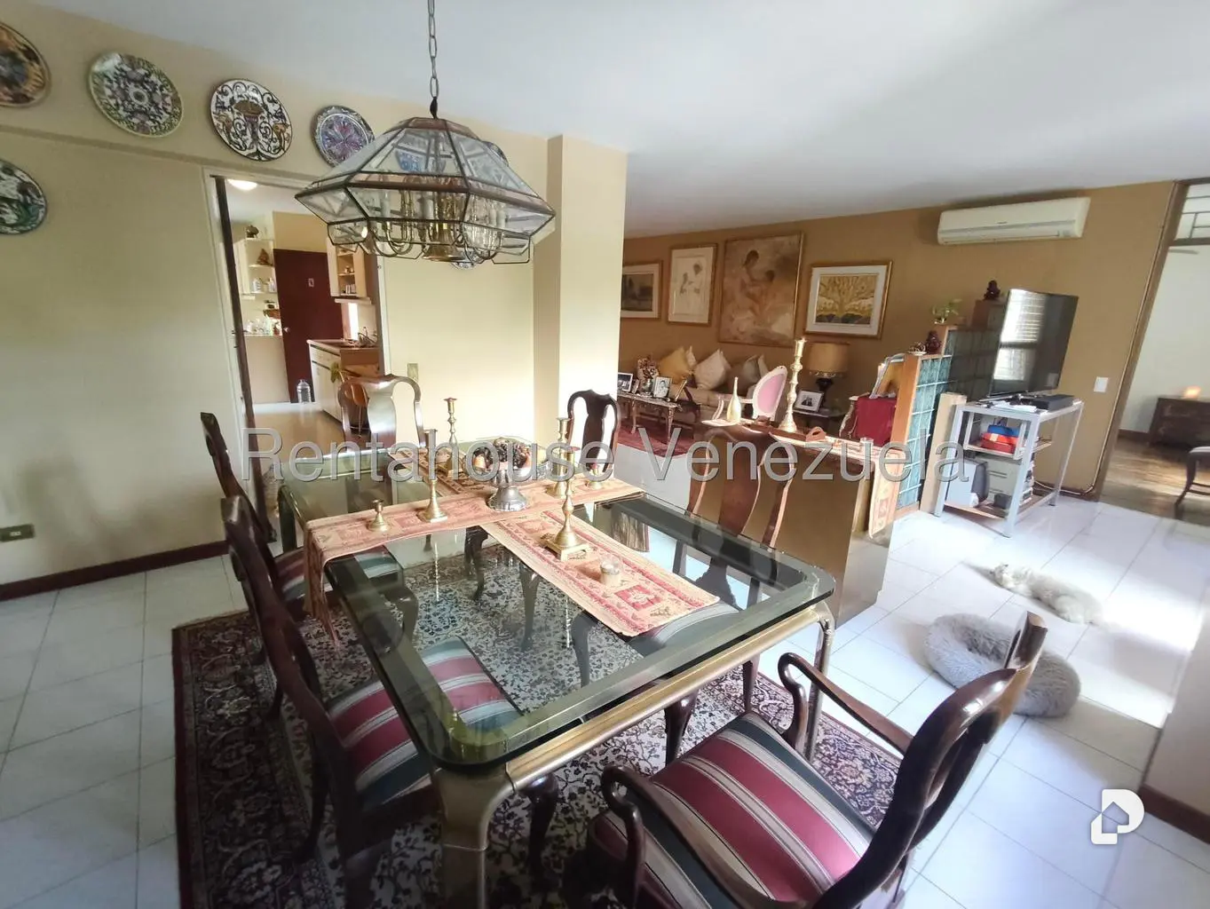 Apartamento en Las Mesetas de Santa Rosa de Lima, Caracas – 24