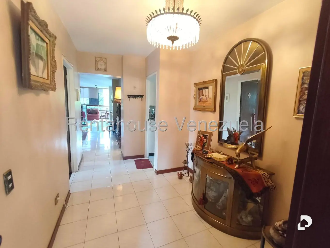 Apartamento en Las Mesetas de Santa Rosa de Lima, Caracas – 12
