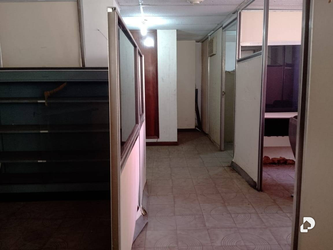 Office in Cecilio Acosta, Maracaibo – 1