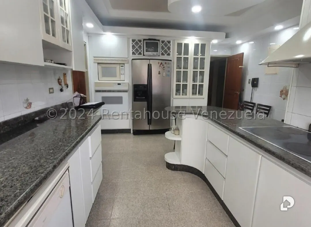 Apartamento en Terrazas del Ávila, Caracas – 24