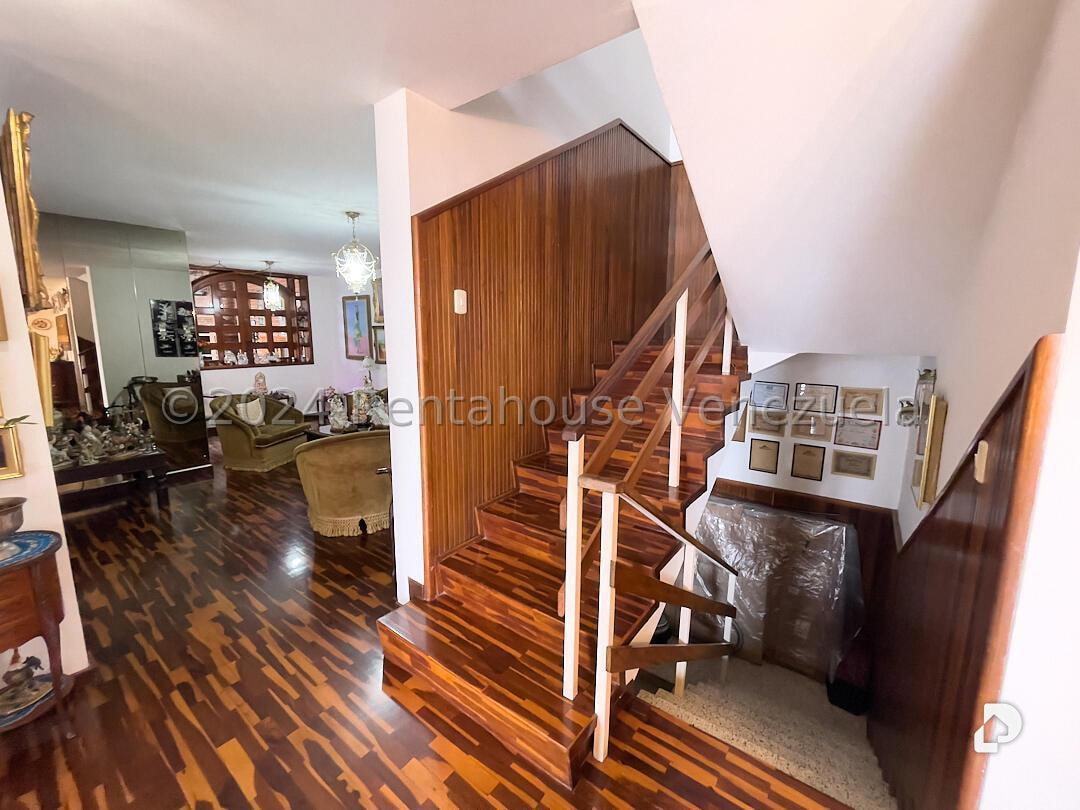 Casa en Alto Prado, Caracas – 21