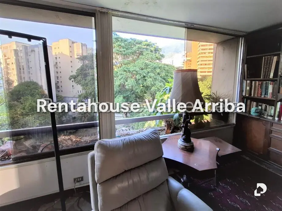 Apartamento en La Florida, Caracas – 11