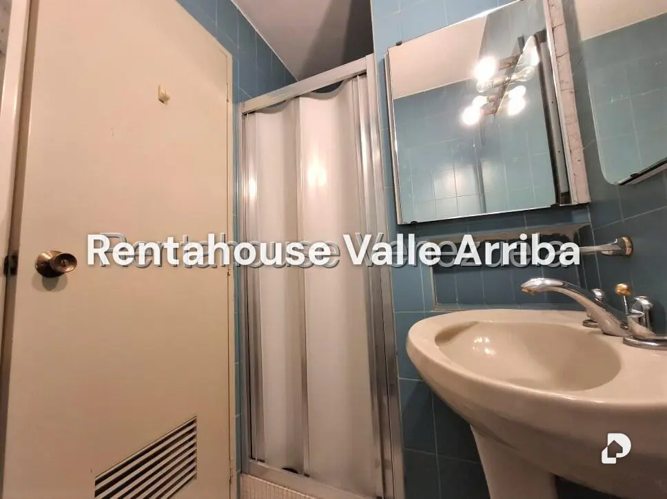 Apartamento en La Florida, Caracas – 16
