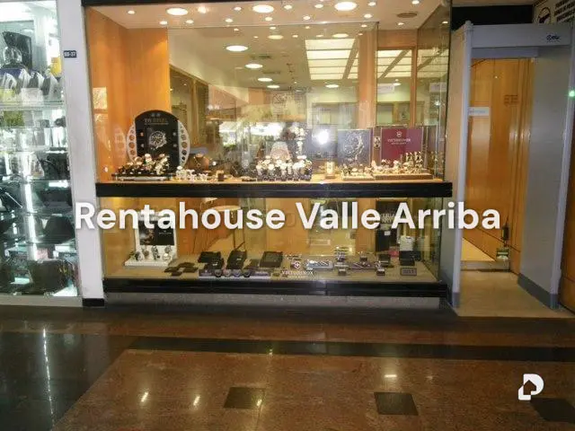 Local comercial en El Cafetal, Caracas – 3