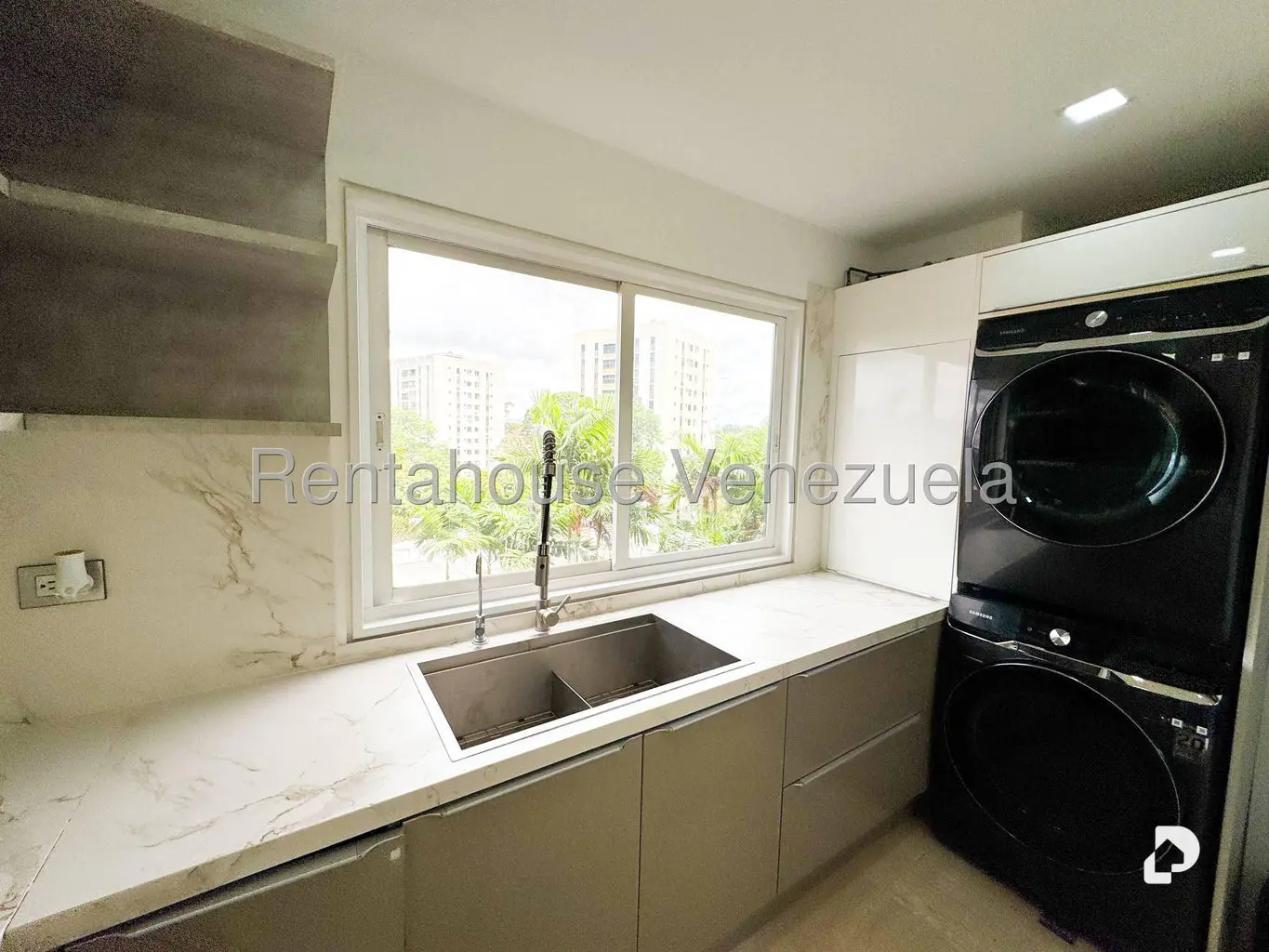 Apartamento en Los Chorros, Caracas – 26