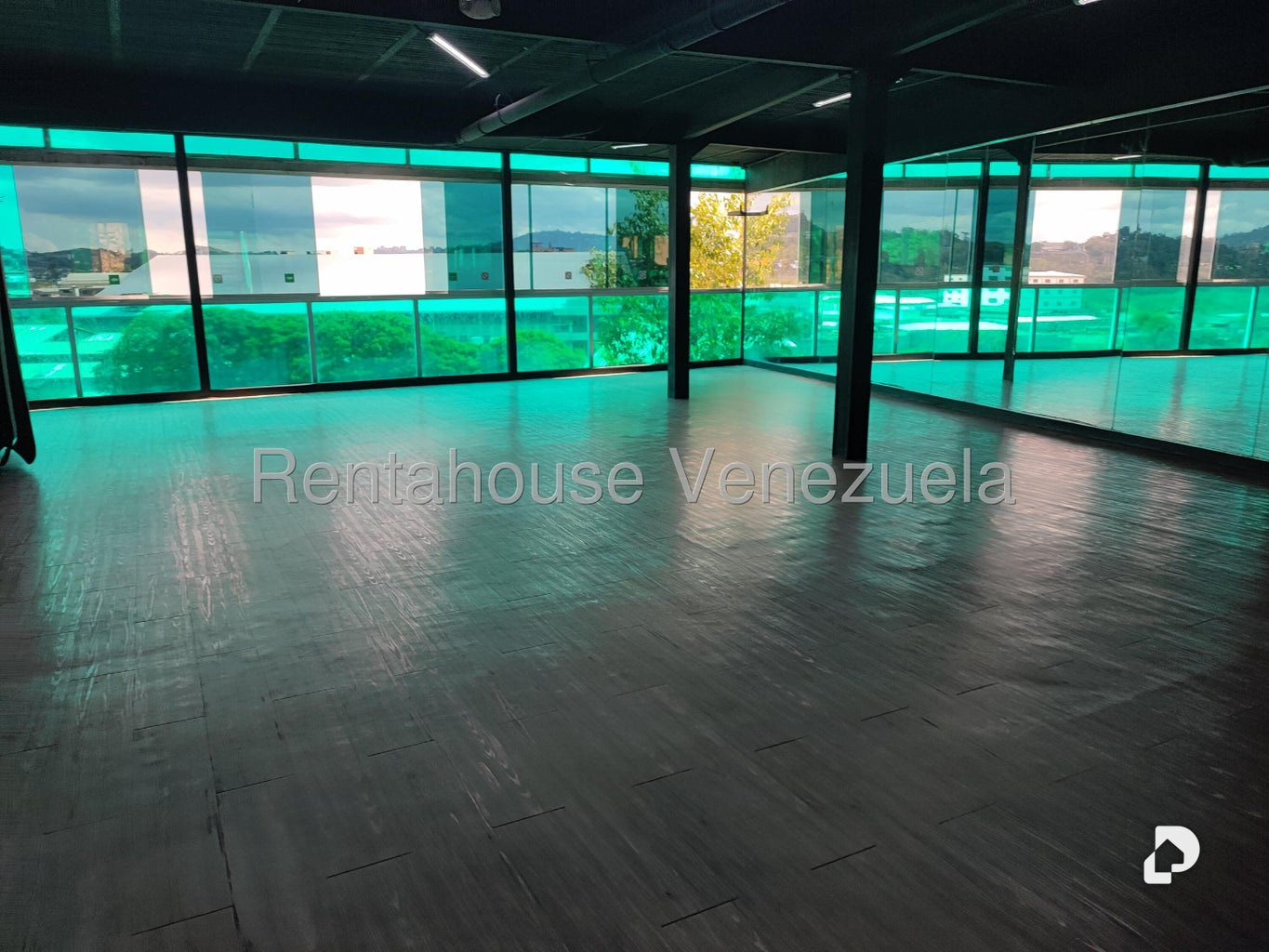 Local comercial en Petare, Caracas – 26