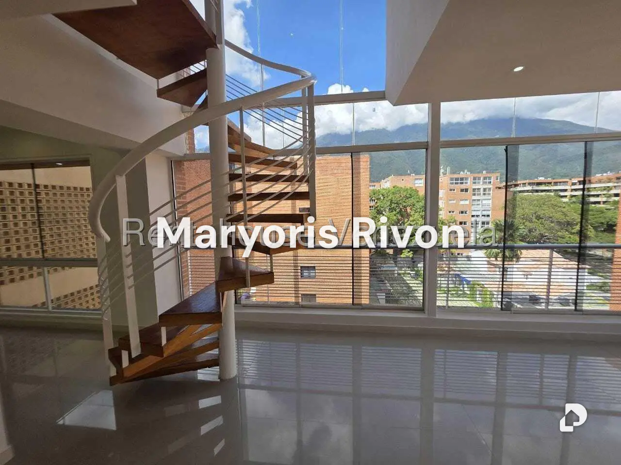 Penthouse en Campo Alegre, Caracas – 15