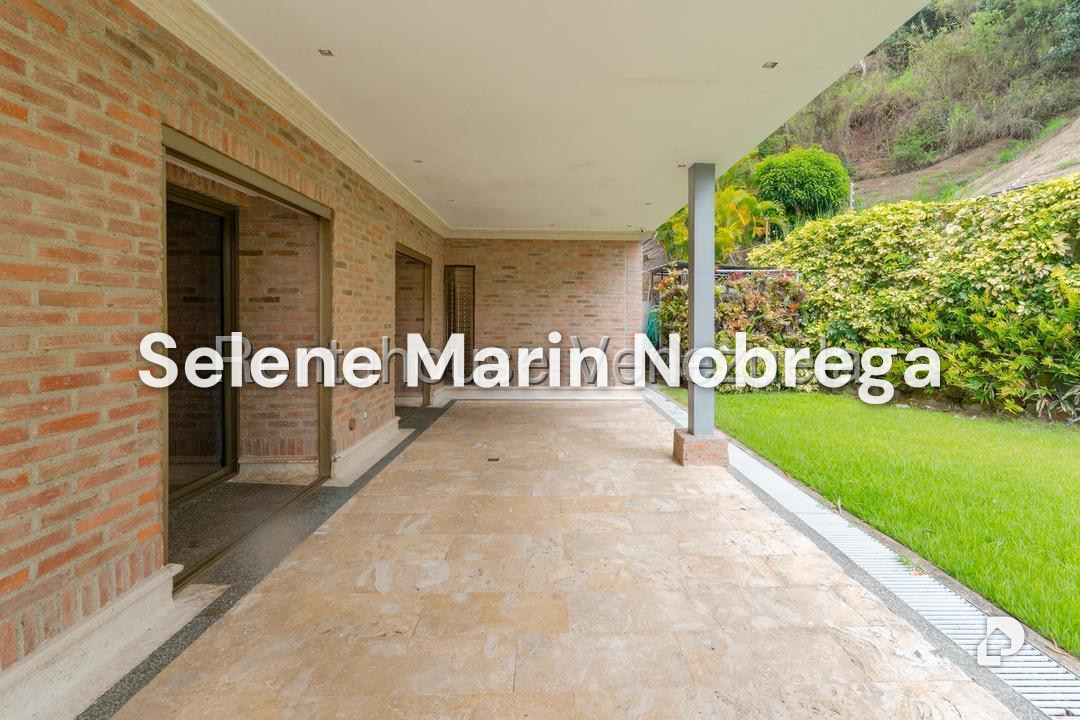Apartamento en Los Naranjos (del Cafetal), Caracas – 25