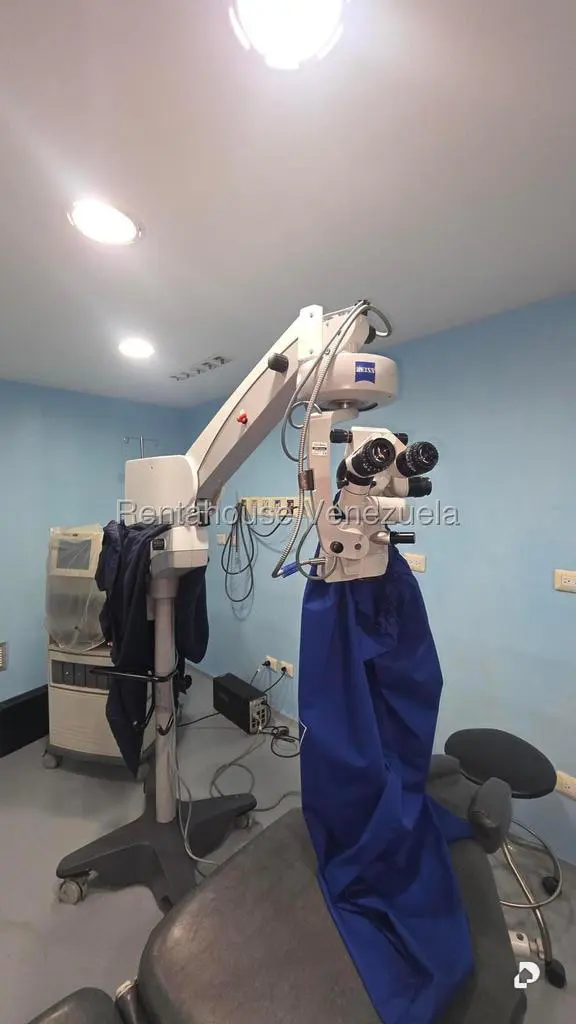 Local comercial en Parroquia Catedral, Caracas – 29