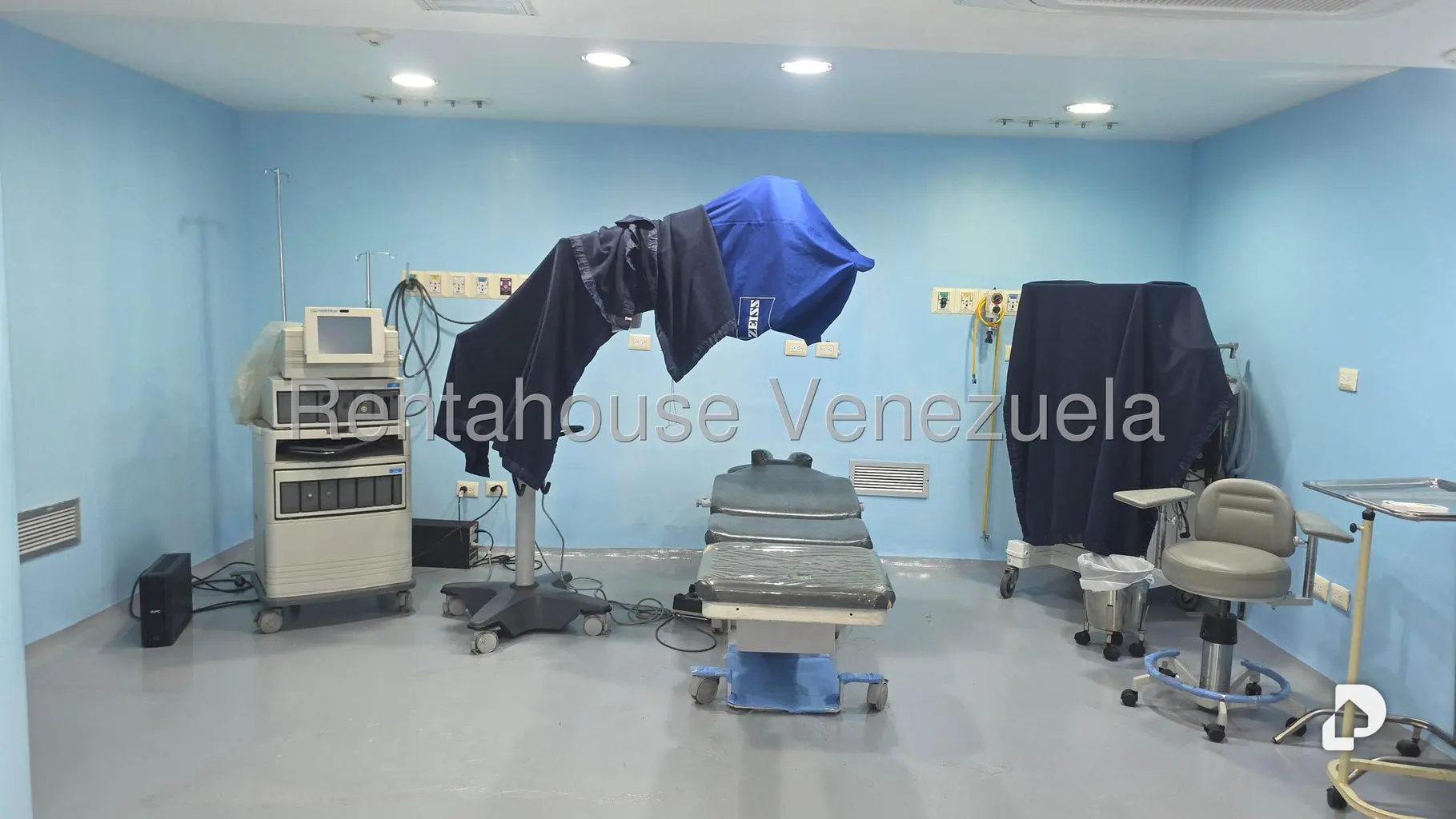 Local comercial en Parroquia Catedral, Caracas – 1