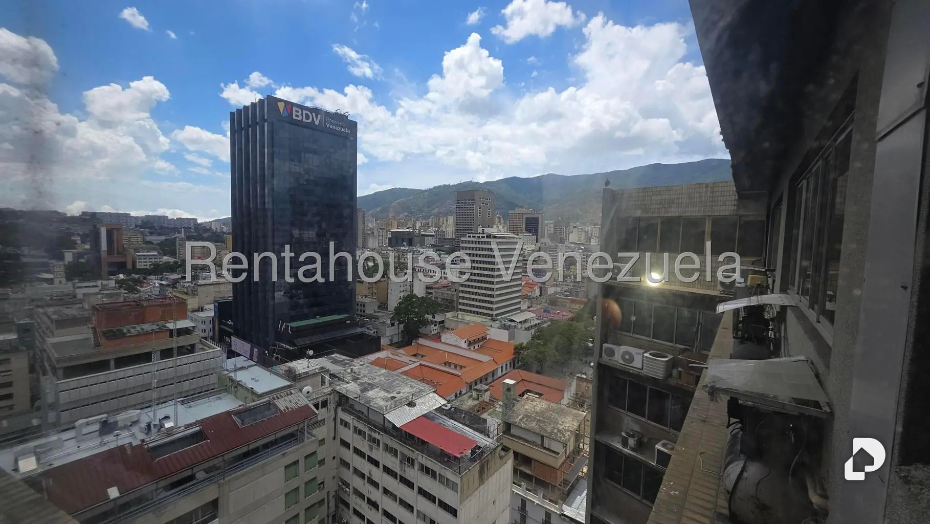 Local comercial en Parroquia Catedral, Caracas – 21