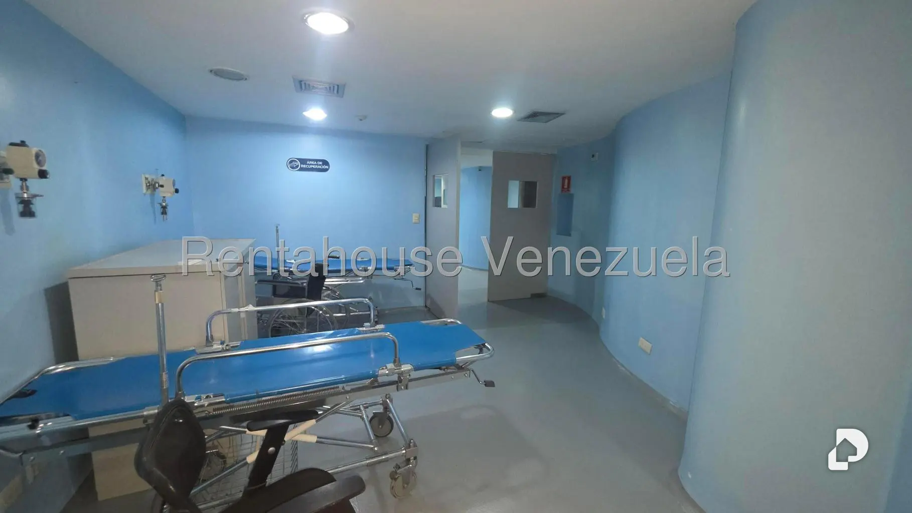 Local comercial en Parroquia Catedral, Caracas – 14