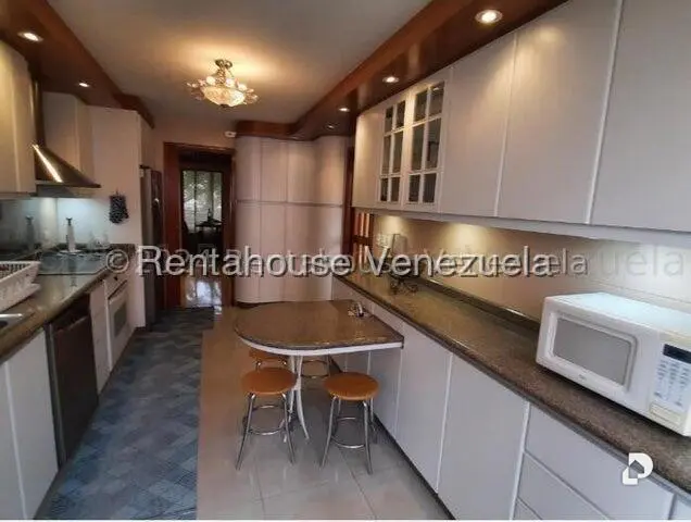 Apartamento en El Rosal, Caracas – 5