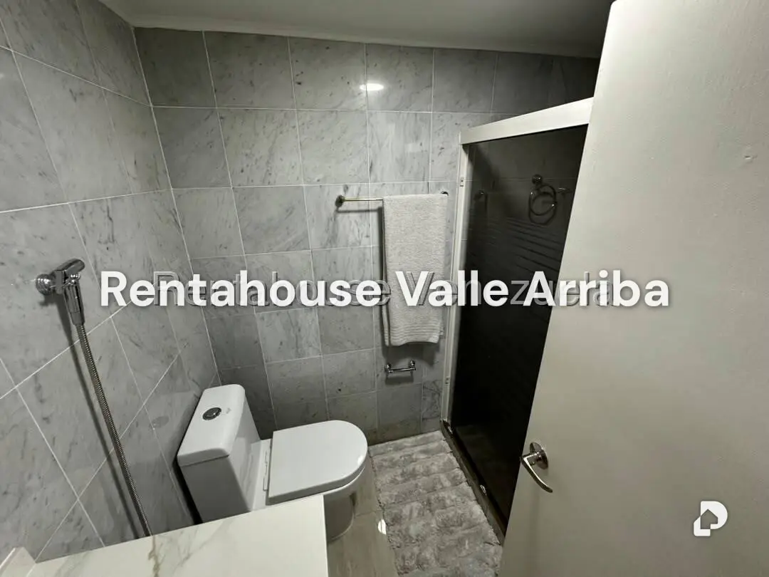 Apartamento en Altamira, Caracas – 11