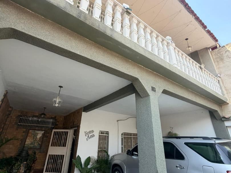 Casa en Urbanizacion San Ignacio, Maracay - 1