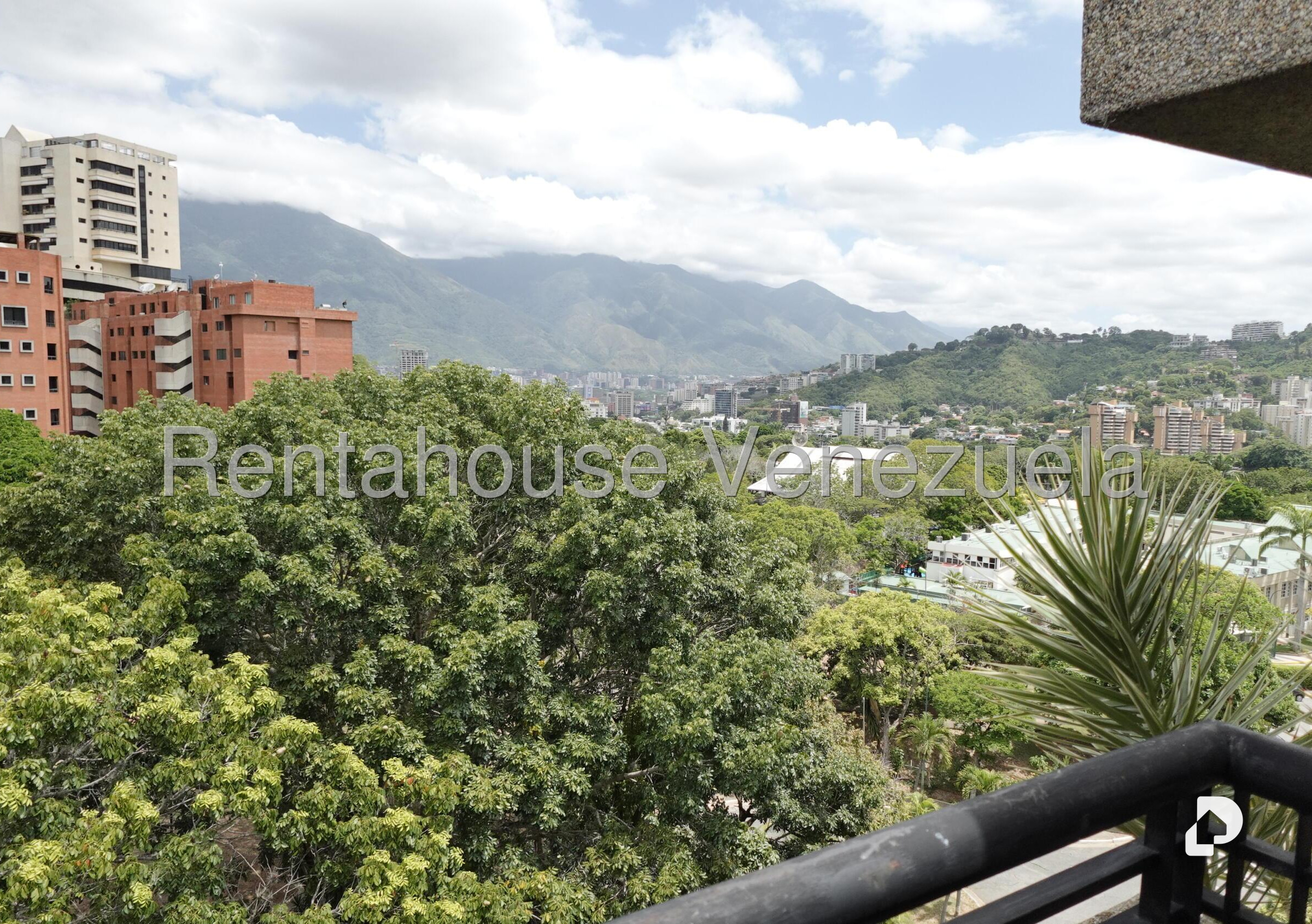 Apartment in Colinas de Valle Arriba, Caracas – 14