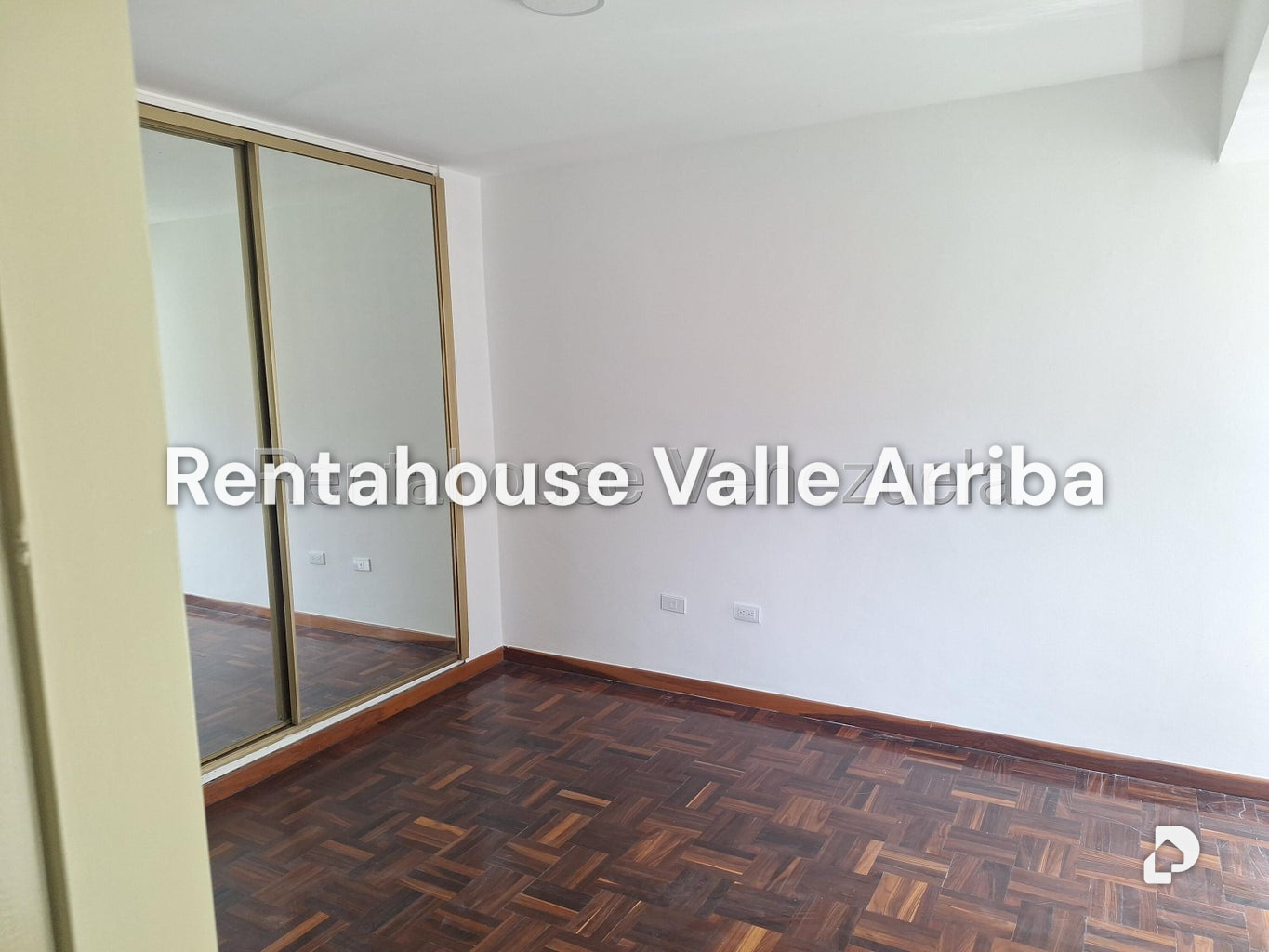 Apartamento en Los Palos Grandes, Caracas – 12
