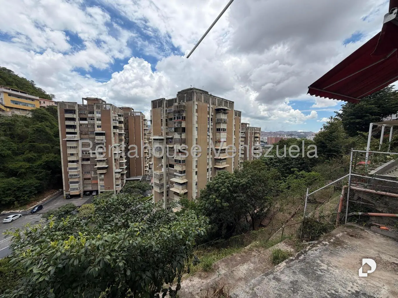 House in Colinas de Santa Mónica, Caracas – 36