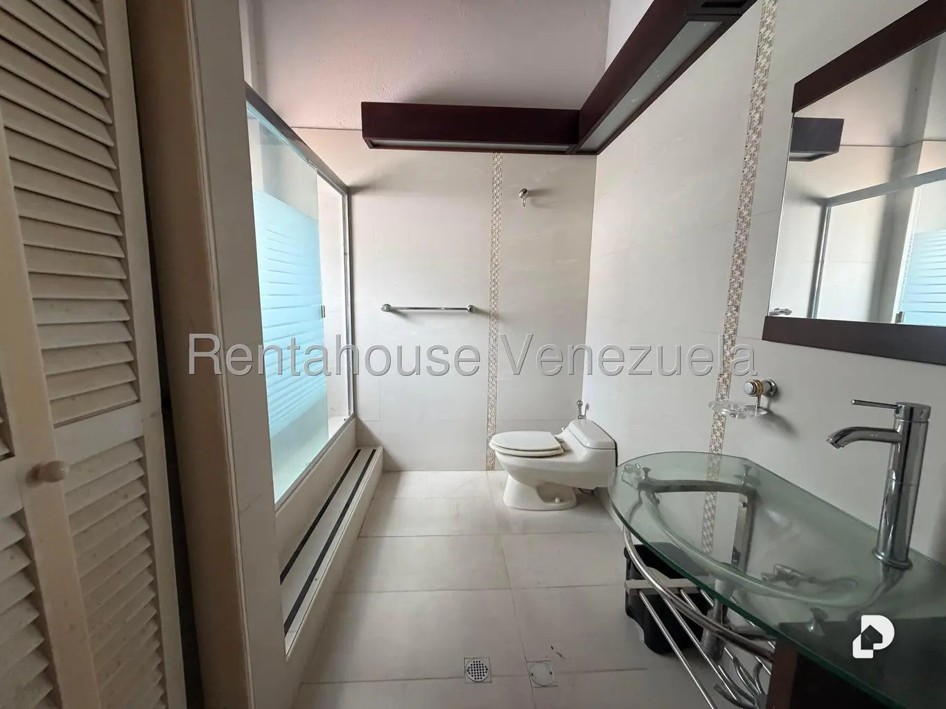 House in Colinas de Santa Mónica, Caracas – 51