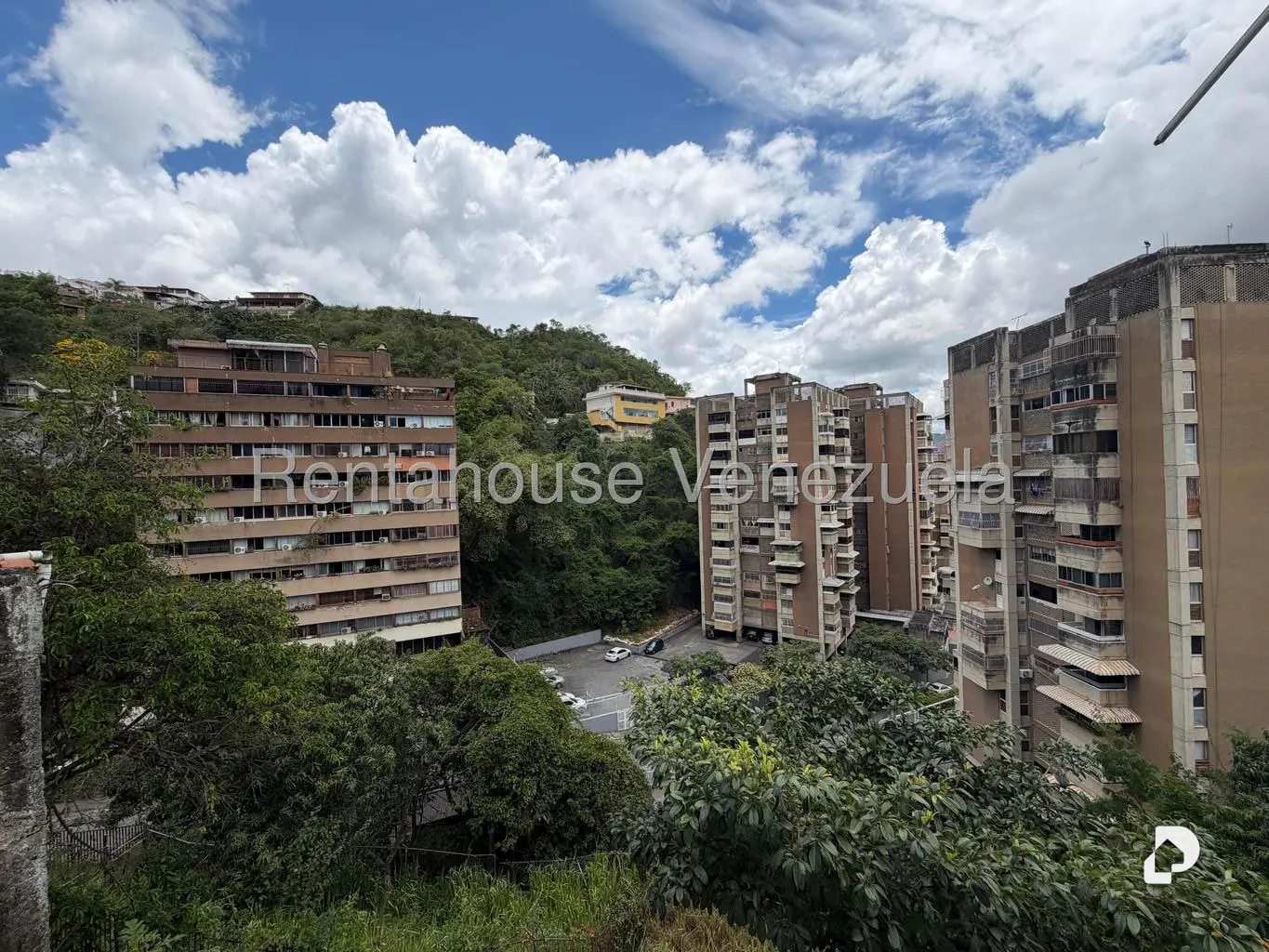 House in Colinas de Santa Mónica, Caracas – 37
