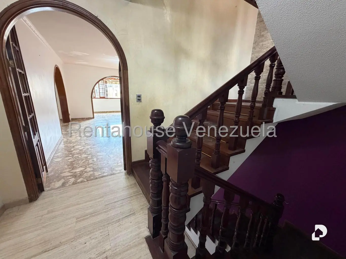 House in Colinas de Santa Mónica, Caracas – 42