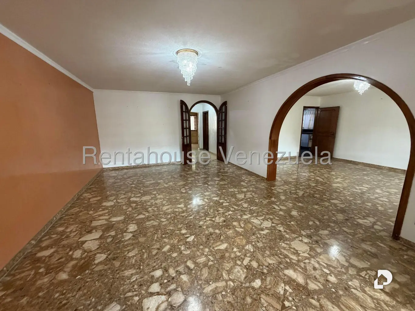 House in Colinas de Santa Mónica, Caracas – 16