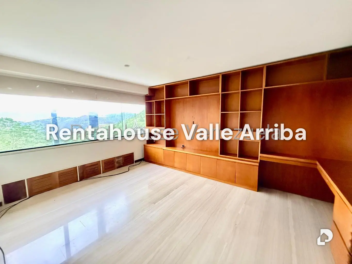 Apartamento en Lomas de La Lagunita, Caracas – 12